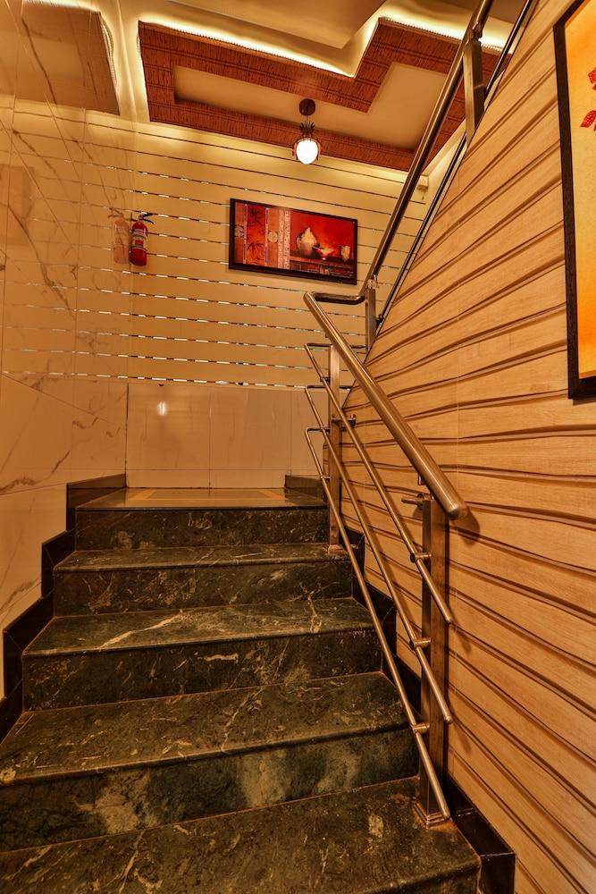 La Hotel Metro Near Bkc Bombay Exterior foto